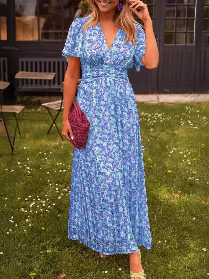 Elina – Flowing Floral Maxi Dress